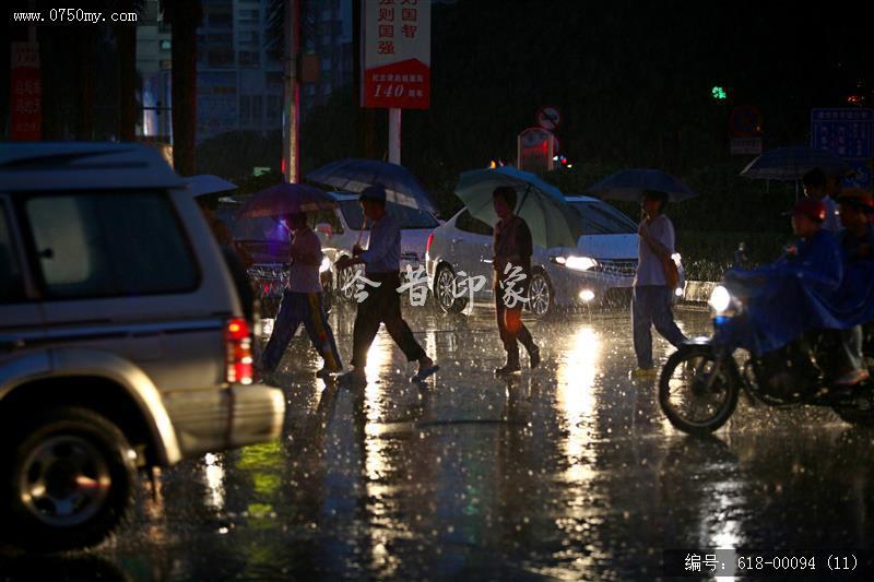 风雨同路_人文生活,夜景