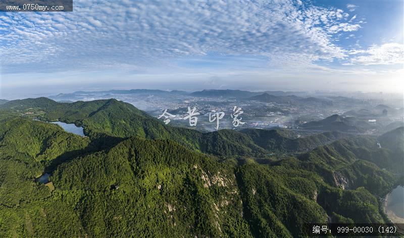 航拍圭峰山_航拍,旅游景点,自然景观